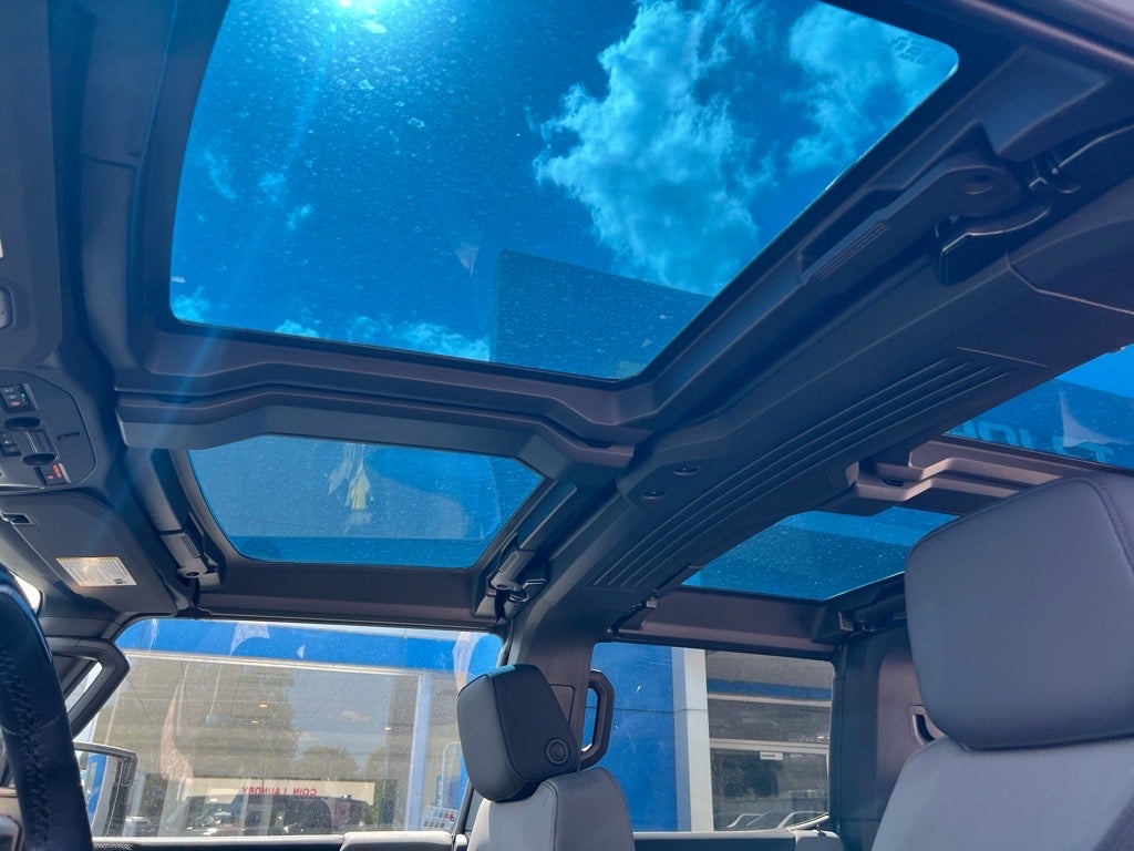 2025 GMC HUMMER EV SUV 2X