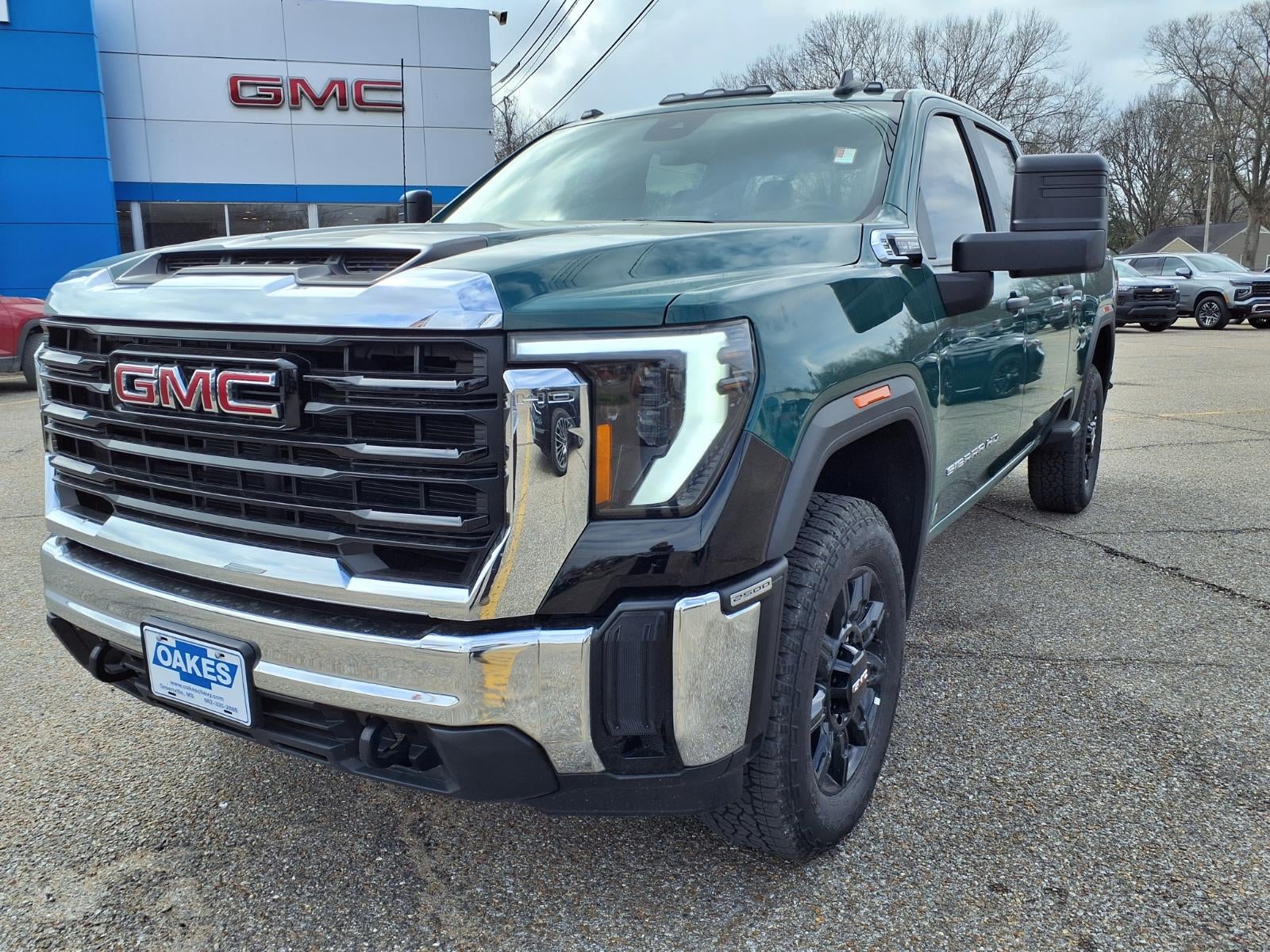 2024 GMC Sierra 2500 HD Pro