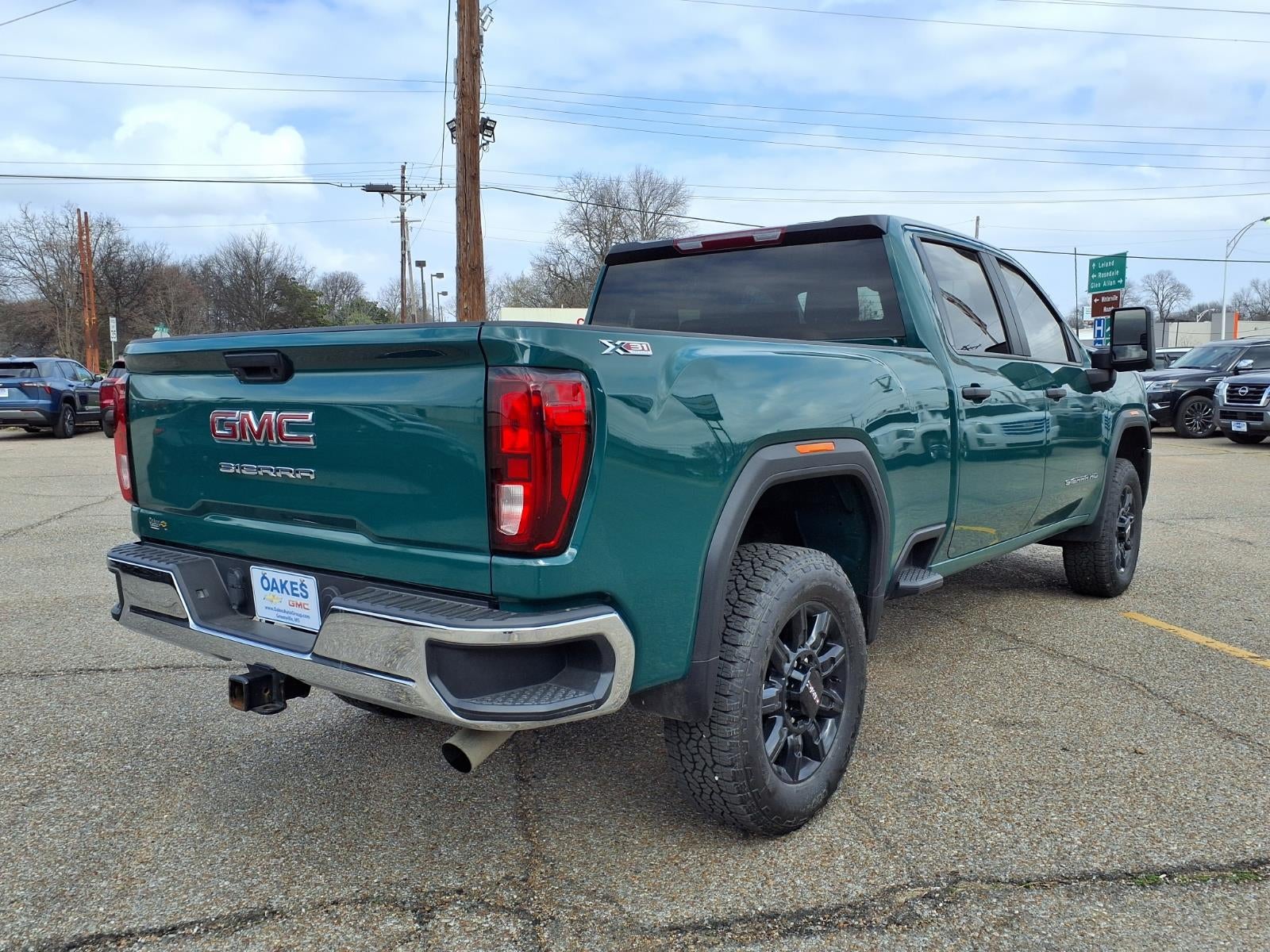 2024 GMC Sierra 2500 HD Pro