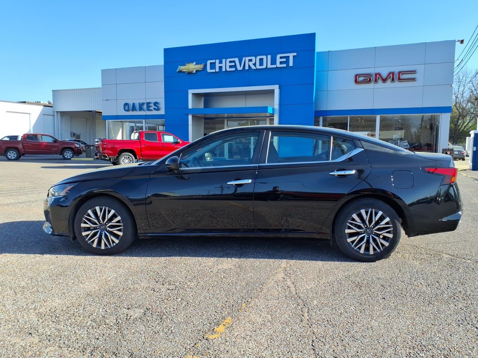 2025 Nissan Altima SV