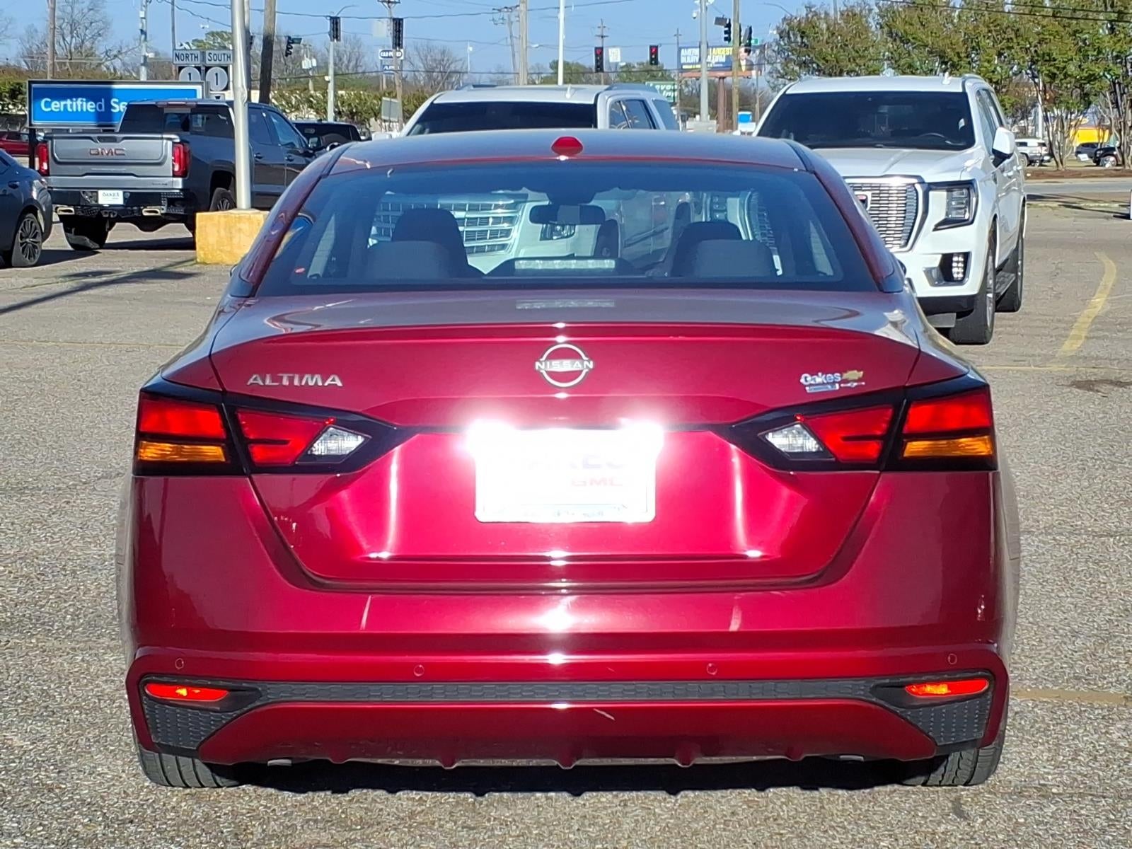 2025 Nissan Altima SV