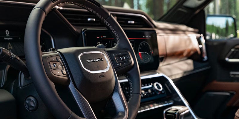 GMC Steering wheel in motion